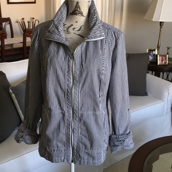LAL Live a Little Jackets & Blazers - Ultra flattering light weight jacket NWOT